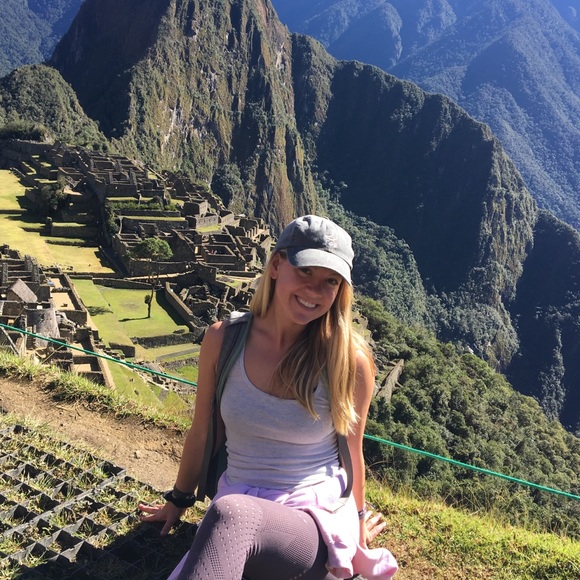 Meet your Posher, Shannon - Picture 2 of 3